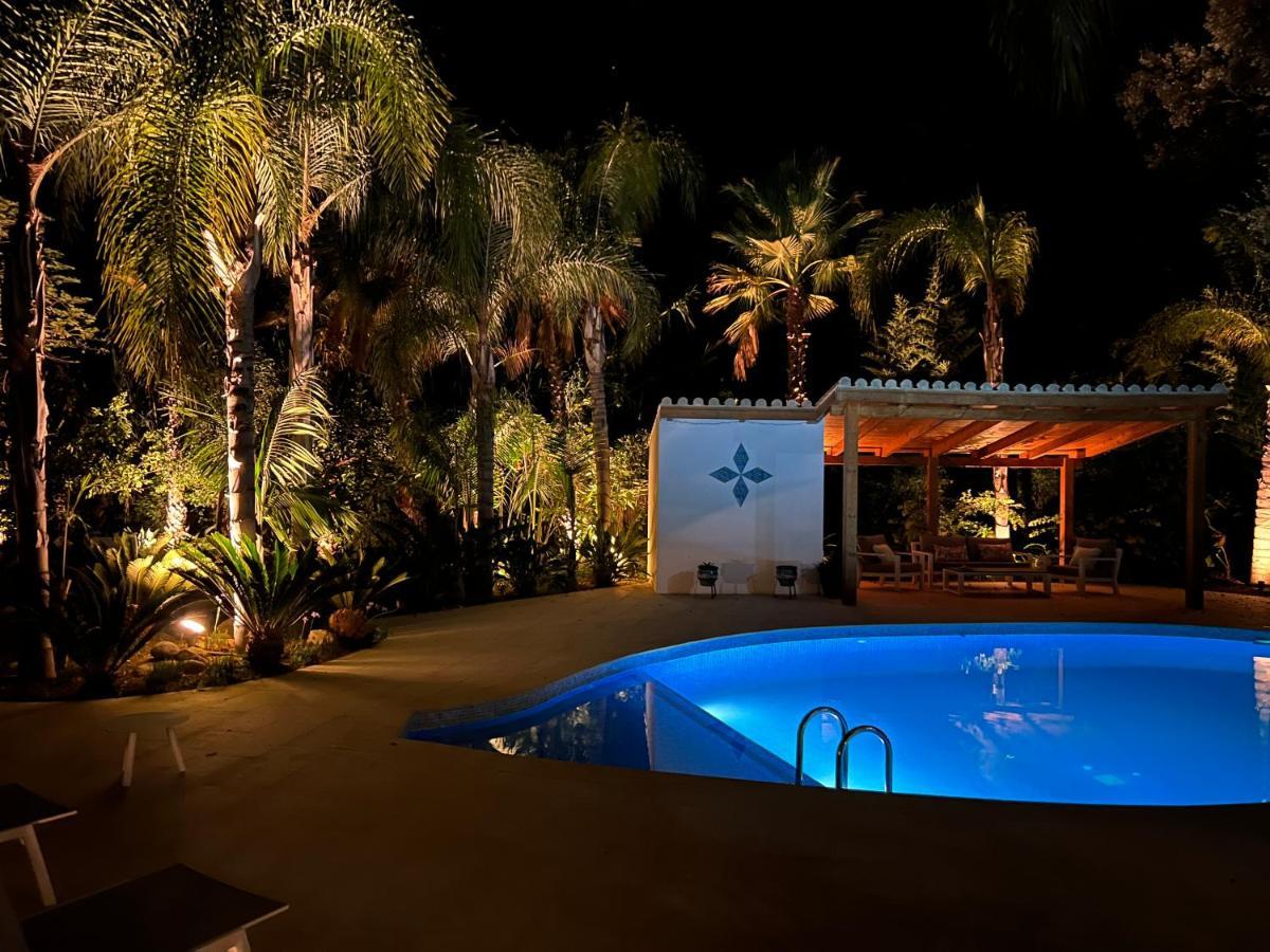 La Pina Verde Estepona Exterior photo